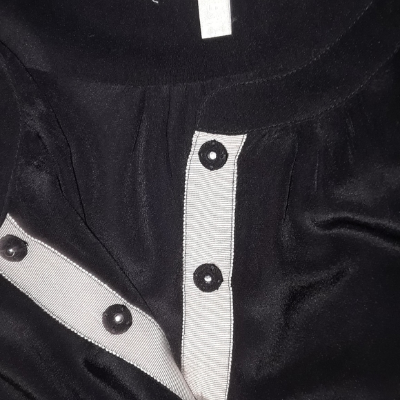 Women's Black Grosgrain Trim Silk Blouse - Picture 5 of 6